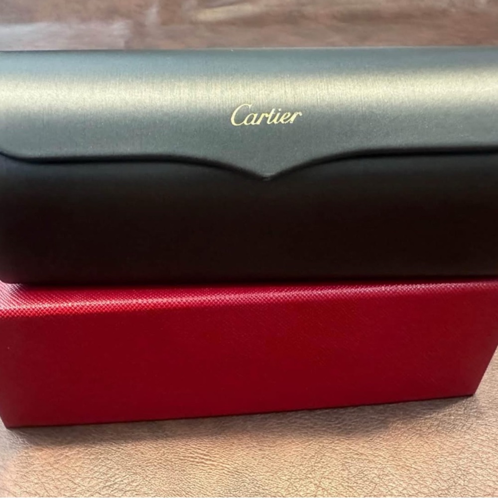 ✨💎BRAND NEW IN BOX💎✨ Cartier Sunglasses with paperwork box and cases. - Picture 4 of 9